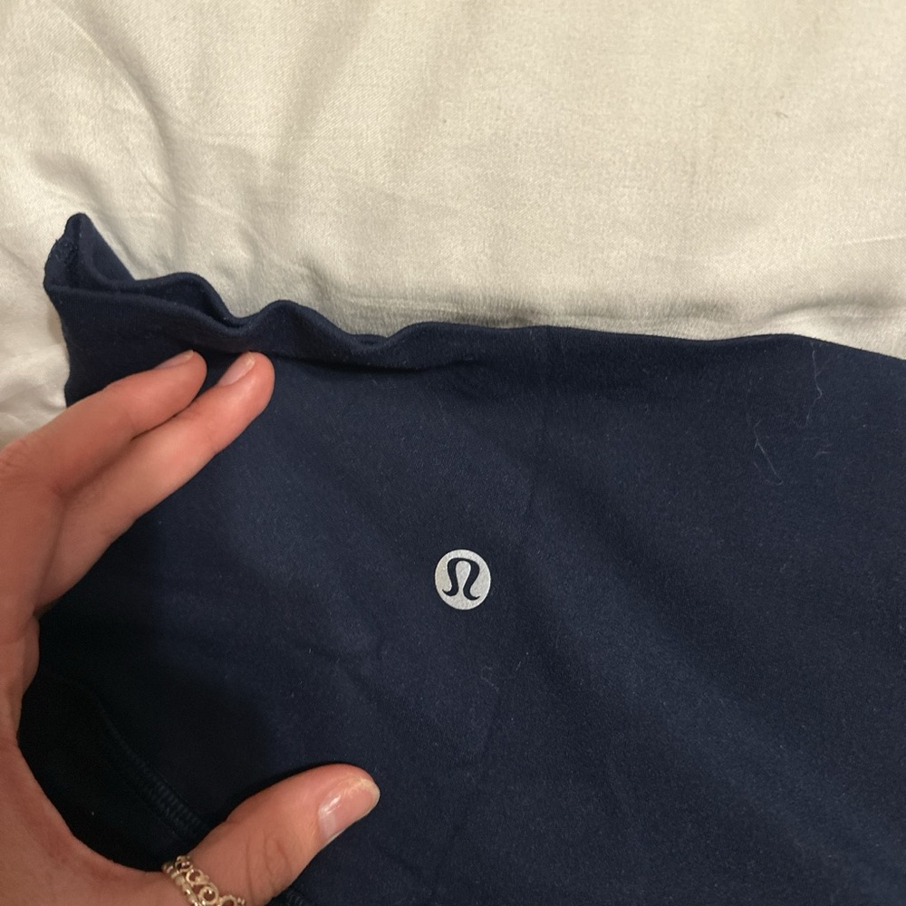 navy lululemon leggings